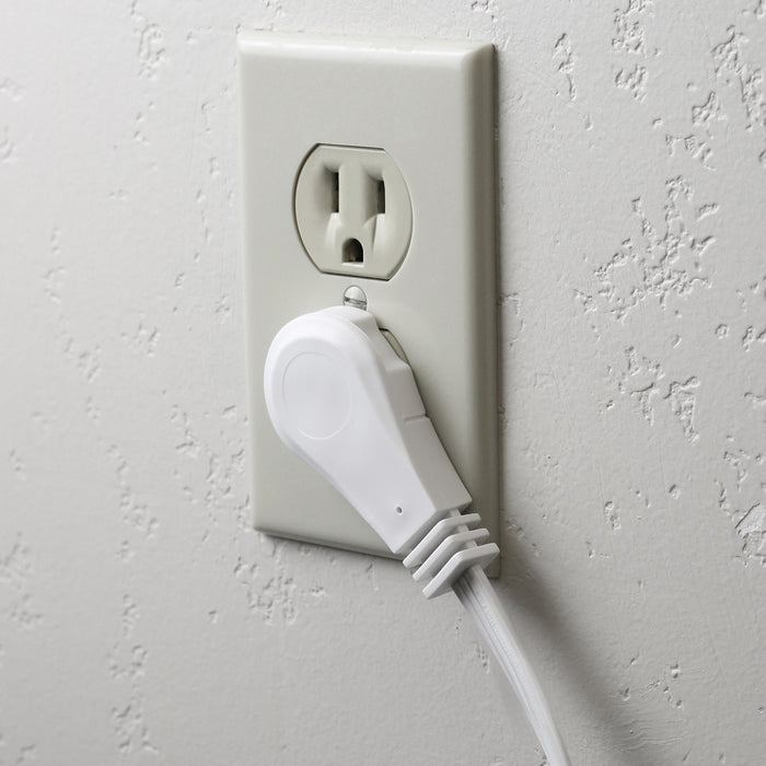 thumbnail image 2 of Wideskall 6-Foot 3-Outlet Grounded Extension Cord – Flat Plug, White, ETL Certified 2 of 5